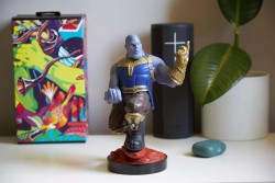 Cable Guys - Marvel Thanos Gaming Accessories Holder & Phone Holder - Thumbnail