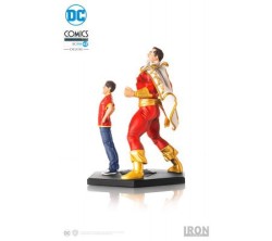 DC Comics Shazam Deluxe Art Scale Statue - Thumbnail