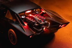 Jada Toys DC Universe The Batman 2022 Batmobile 1:18 - Thumbnail