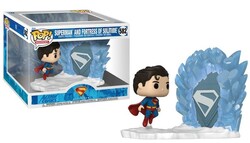 Funko - Funko Pop Figür Moment Superman Superman and Fortress of Solitude No 582