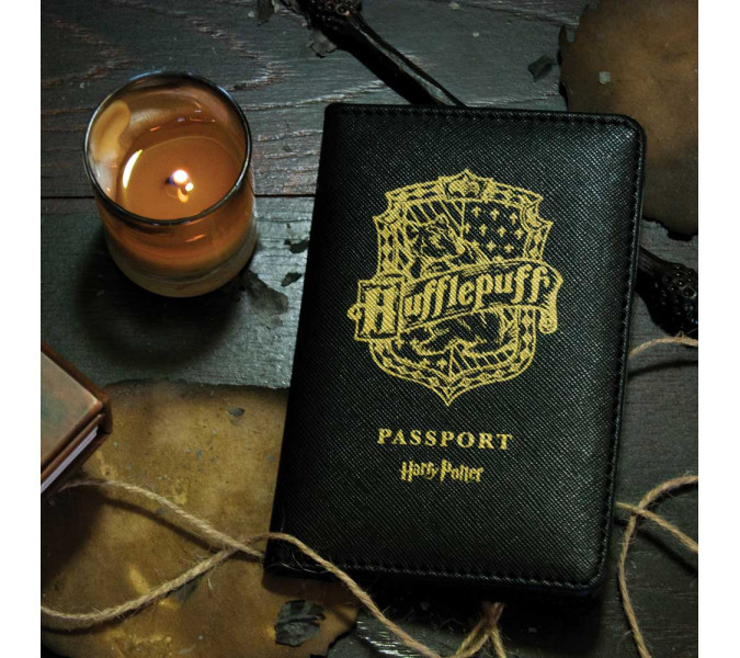 Harry Potter Hufflepuff Pasaport Kabı