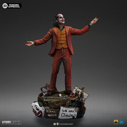 Iron Studios DC Universe The Joker 1 10 Art Scale Statue - Thumbnail