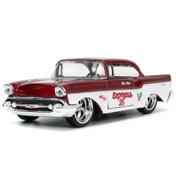 Jada Toys Christmas Themed 1961 Chevy Impala 1:32 Ölçek Die Cast Metal Araba, Figürlü - Thumbnail