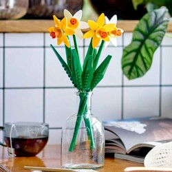 Lego Botanicals Daffodils - Thumbnail