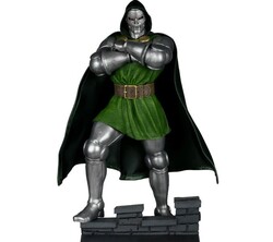 McFarlane Toys Marvel Doctor Doom - Thumbnail
