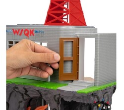 Jazwares Stranger Things The Squawk Genel Merkez Seti - Thumbnail