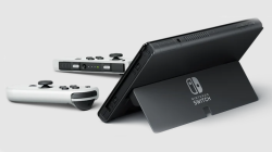 NINTENDO SWITCH OLED EDITION WHITE - Thumbnail