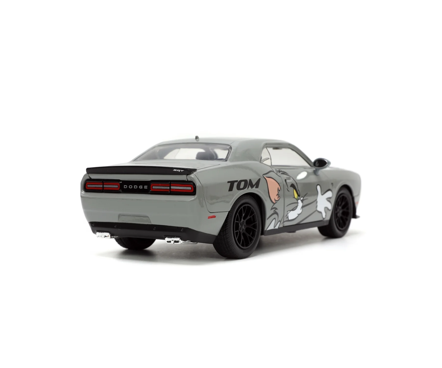 Jada Toys Tom and Jerry 2015 Dodge Challenger 1 24 - Thumbnail